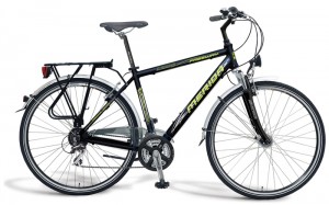 rent a bike - trekking / hybrid bike with rear racks and mud cover